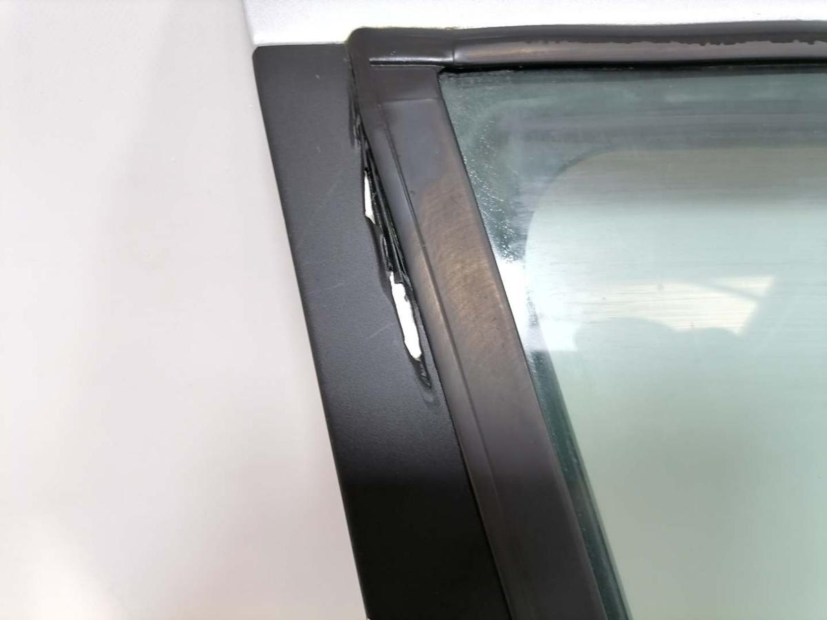 Nissan Almera N16 original T&uuml;r rechts KL0 Silber 3-T&uuml;rer Bj.2000